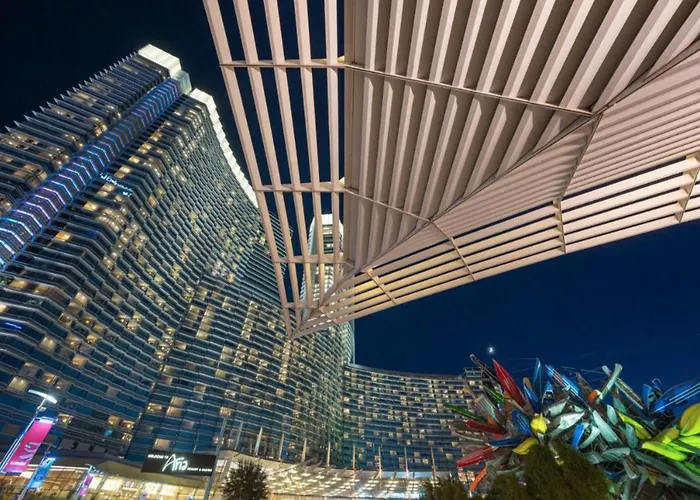 Vdara Beautiful Suite On 22Nd Flr Free Valet Parking